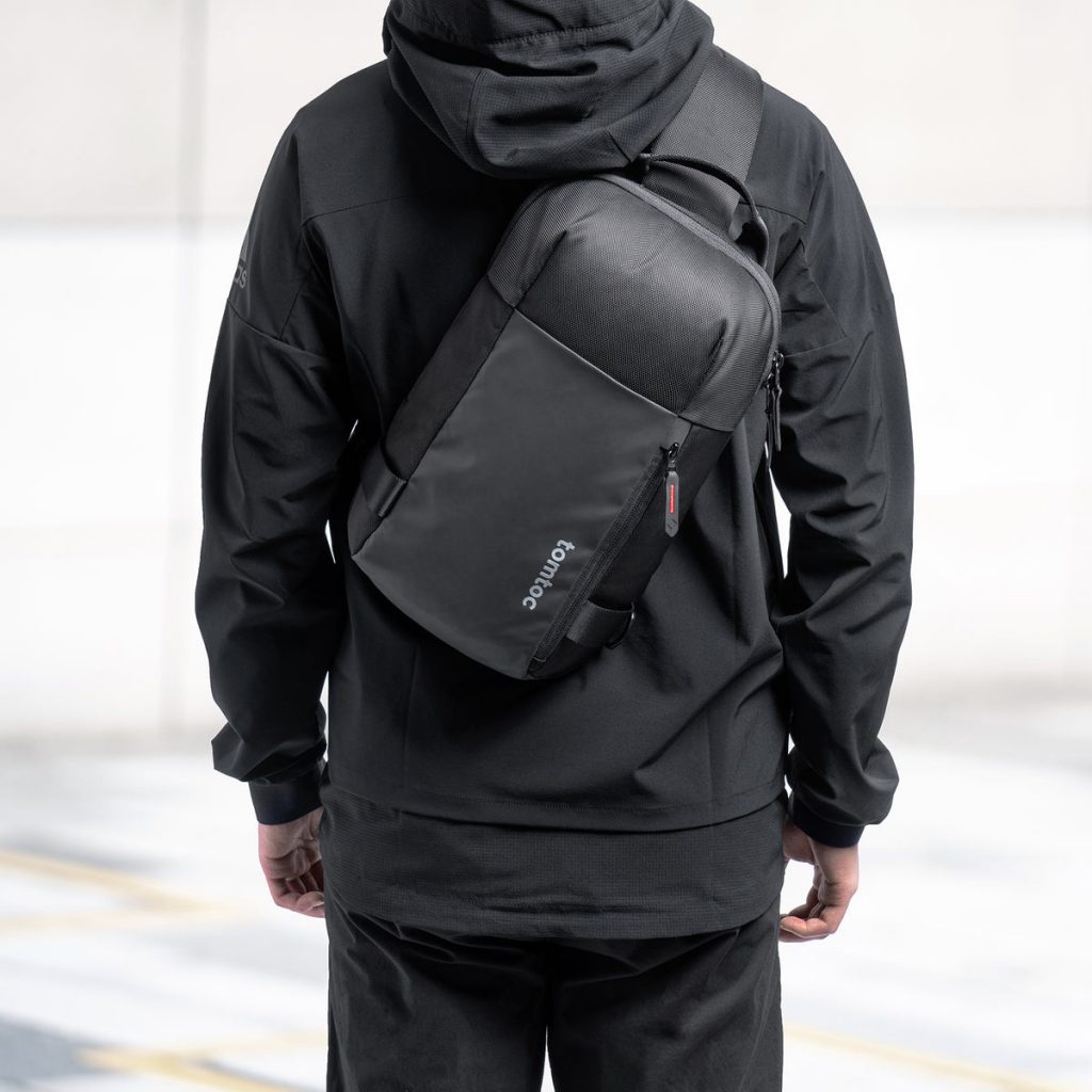 Túi Đeo Tomtoc USA Crossbody EDC Sling Bag 11inch Hàng Chính Hãng