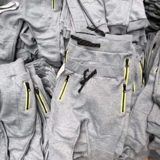 Quần nỉ primark bé trai ảnh thật