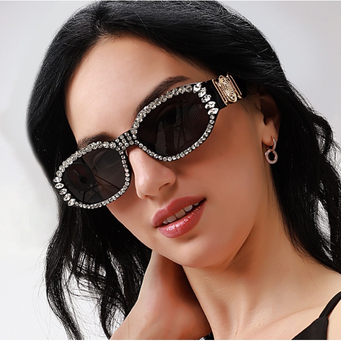 (KIQI-FASHION) COD Kính Mát Gọng Oval Nhỏ Chống Tia Uv400 Phong Cách Châu Âu Thời Trang Sang Trọng Cho Nữ