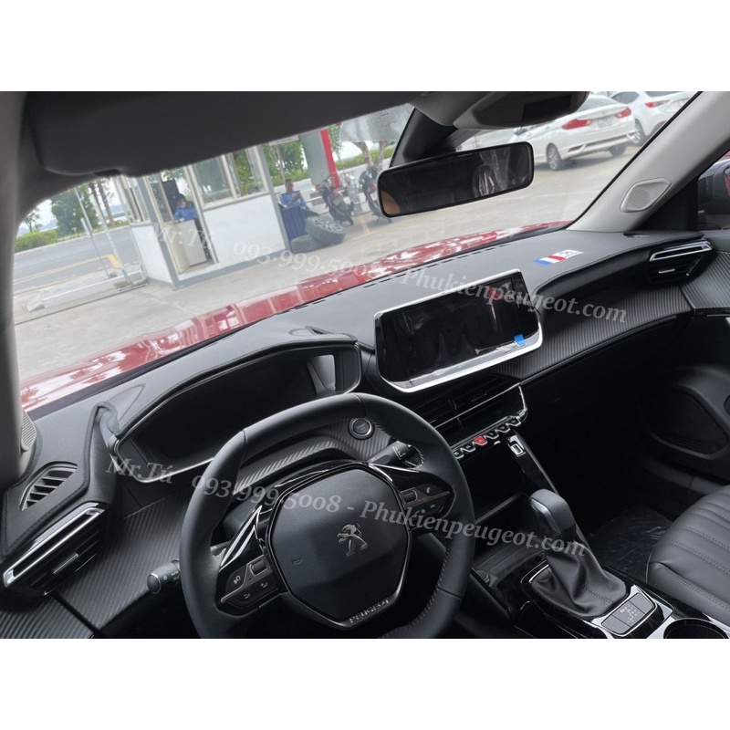 Thảm taplo xe Peugeot 2008 GTLine