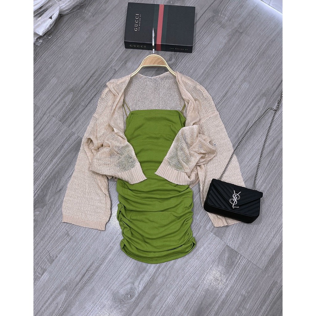 Đầm hai dây body nhúm sườn trơn cực xinh , chất thun bozip dày dặn mềm mịn