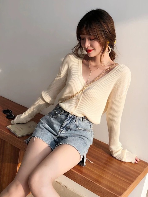 Áo len cổ tim dáng lửng Thu-Đông ORDER