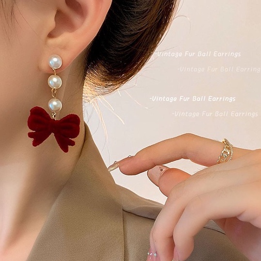 Khuyên Tai Nơ Đỏ Rượu Đính Ngọc Trai Nhân Tạo Phong Cách Cổ Điển Mới