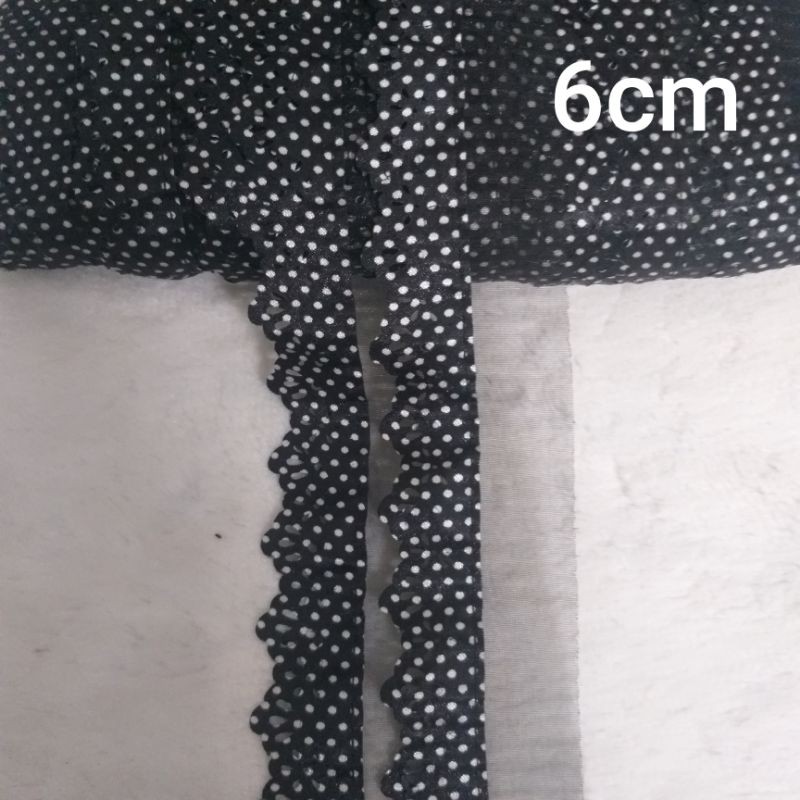 ren trang trí, size 6cm (dây 3m/15 k)