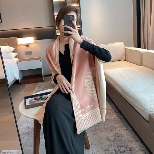 Khăn Quàng Cổ Khăn Choàng cổ khăn len dạ mịn chất đẹp hàng thương hiệu fullbox làm quà tặng sang trọng lịch sự
