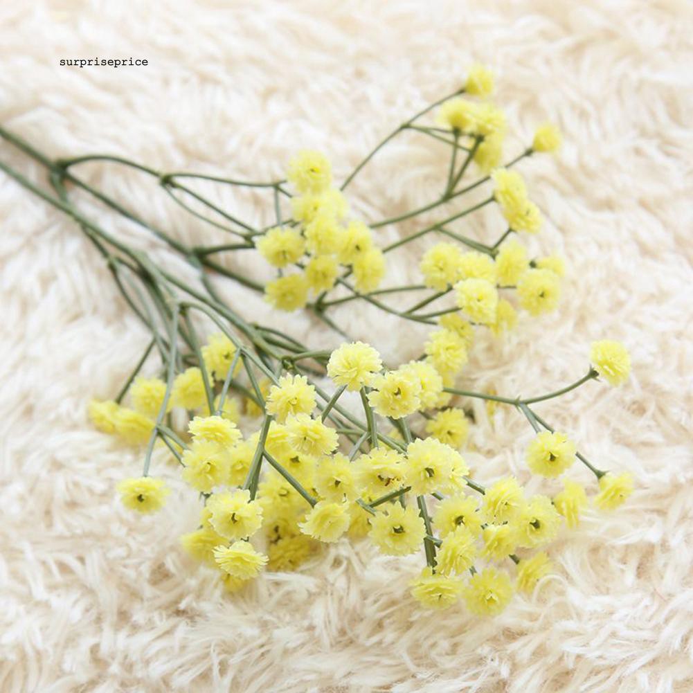 Nhành hoa giả trang trí sinh động