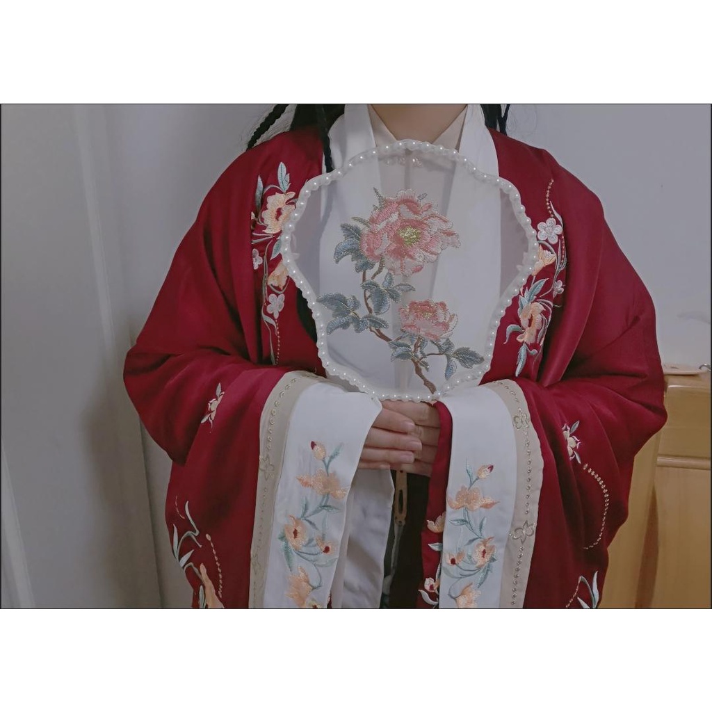 Quạt thêu cổ trang giá rẻ
