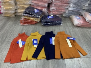 ÁO LEN CỔ CAO ẤM CHO BÉ