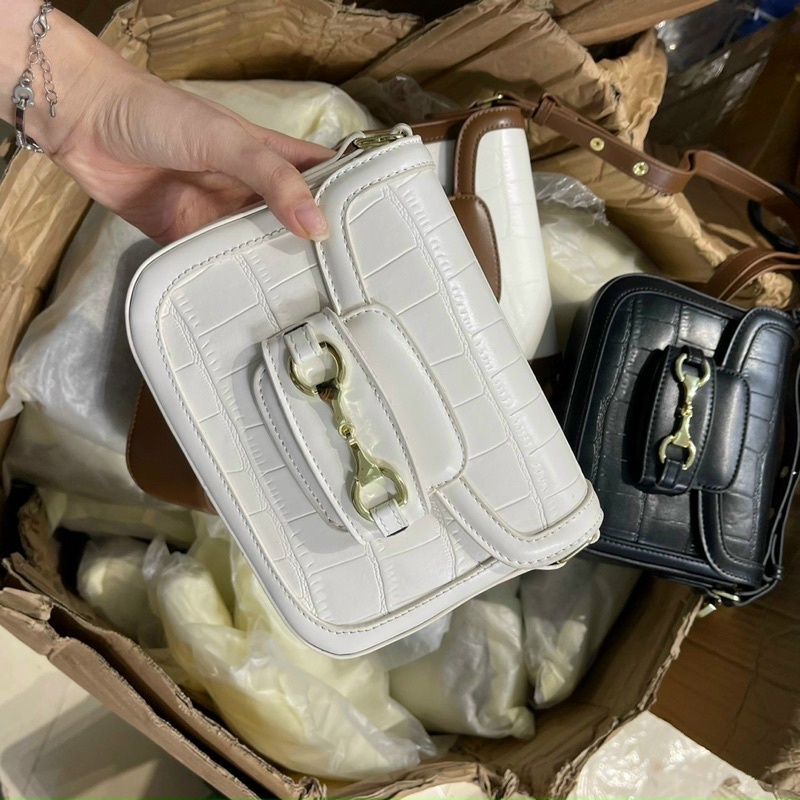 Túi đeo chéo Hồ Ngọc Hà size 20cm 4 màu cực xinh hàng Q/Châu loại 1