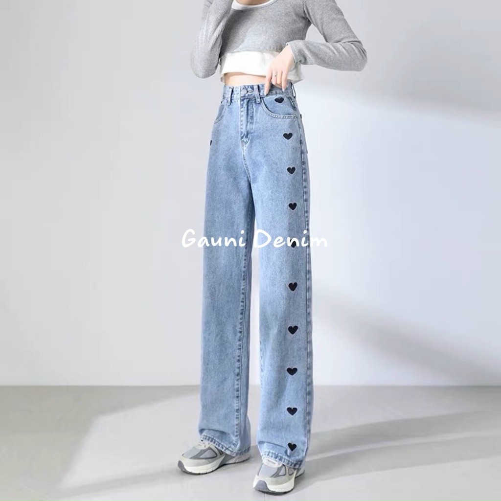 Quần Ống Rộng Lưng Cao Vải Cotton. Quần jeans ống rộng lưng cao in tìm dọc sườn