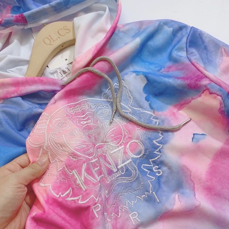 BÁN SỈ ÁO NỈ NỮ LOANG MÂY XANH TRẮNG THÊU GẤU KENZ CHO NỮ | BigBuy360 - bigbuy360.vn