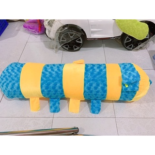 Thú nhồi bông gối ôm hình con sâu