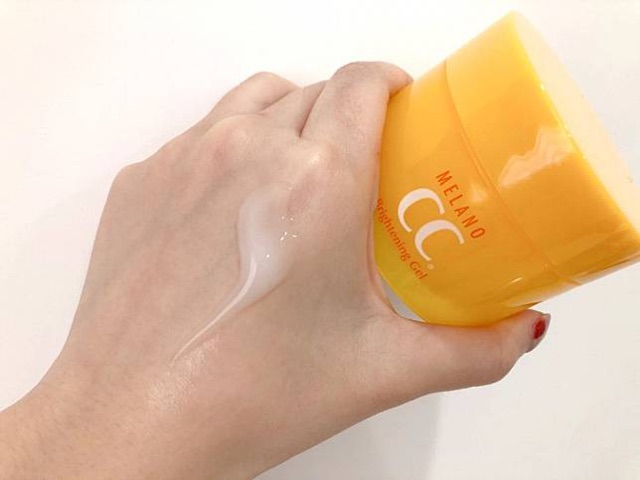 🍊Gel dưỡng Vitamin C Brightening Gel Melano CC - siêu phẩm trắng da, mờ thâm, nám và ngăn ngừa mụn👍🏻