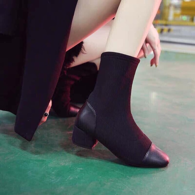 Bốt pha da đế 3cm ( tặng kèm 1 set tất )