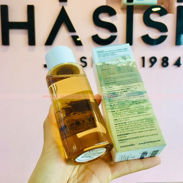 Nước Hoa Hồng Phục Hồi &amp; Tái Tạo Da Chiết Xuất Rau Má- Madagascar Centella Toning Toner 210ml