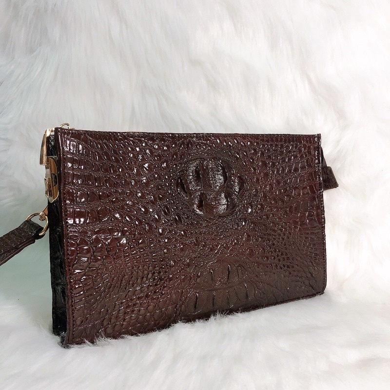 Ví nam cầm tay, da cá sấu thật, có khoá số, kích thước 25cm- 15cm, màu nâu socola