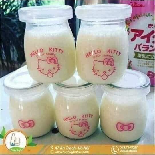 Hộp 12 Hủ sữa chua thuỷ tinh 100ml in hình ngộ nghĩnh ngẫu nhiên