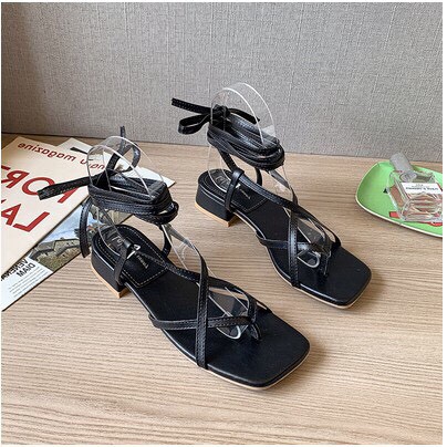 Dép sandal dây buộc kiểu sáng cổ tích đế dày