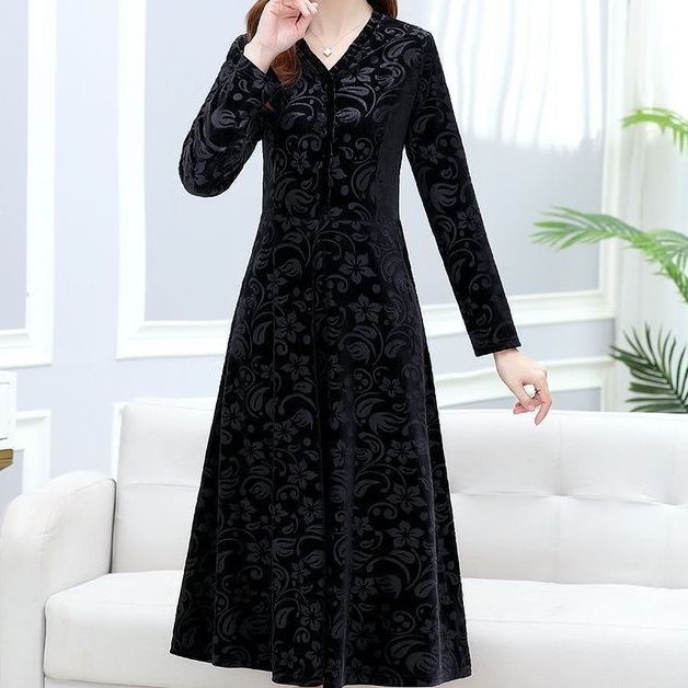 Váy Nhung Đỏ Nữ  Cao Cấp Dập Nổi Họa Tiết Màu Vàng Kim Cỡ Lớn Thanh Lịch Cao Cấp Phong Cách Mới Xuân Thu Cho Người Lớn Tuổi