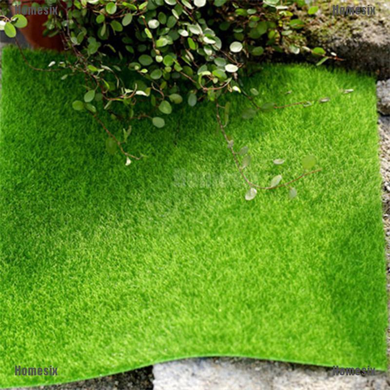 Thảm cỏ nhân tạo mini xinh xắn dùng trang trí sân vườn