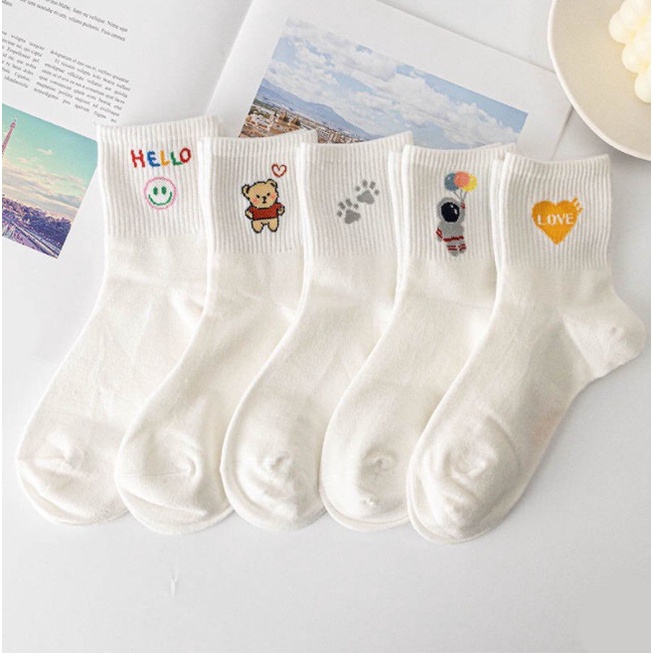 Tất Vớ Cổ Cao Nam Nữ Họa Tiết Gấu Và Phi Hành Gia Dễ Thương Unisex Style Hàn Quốc
