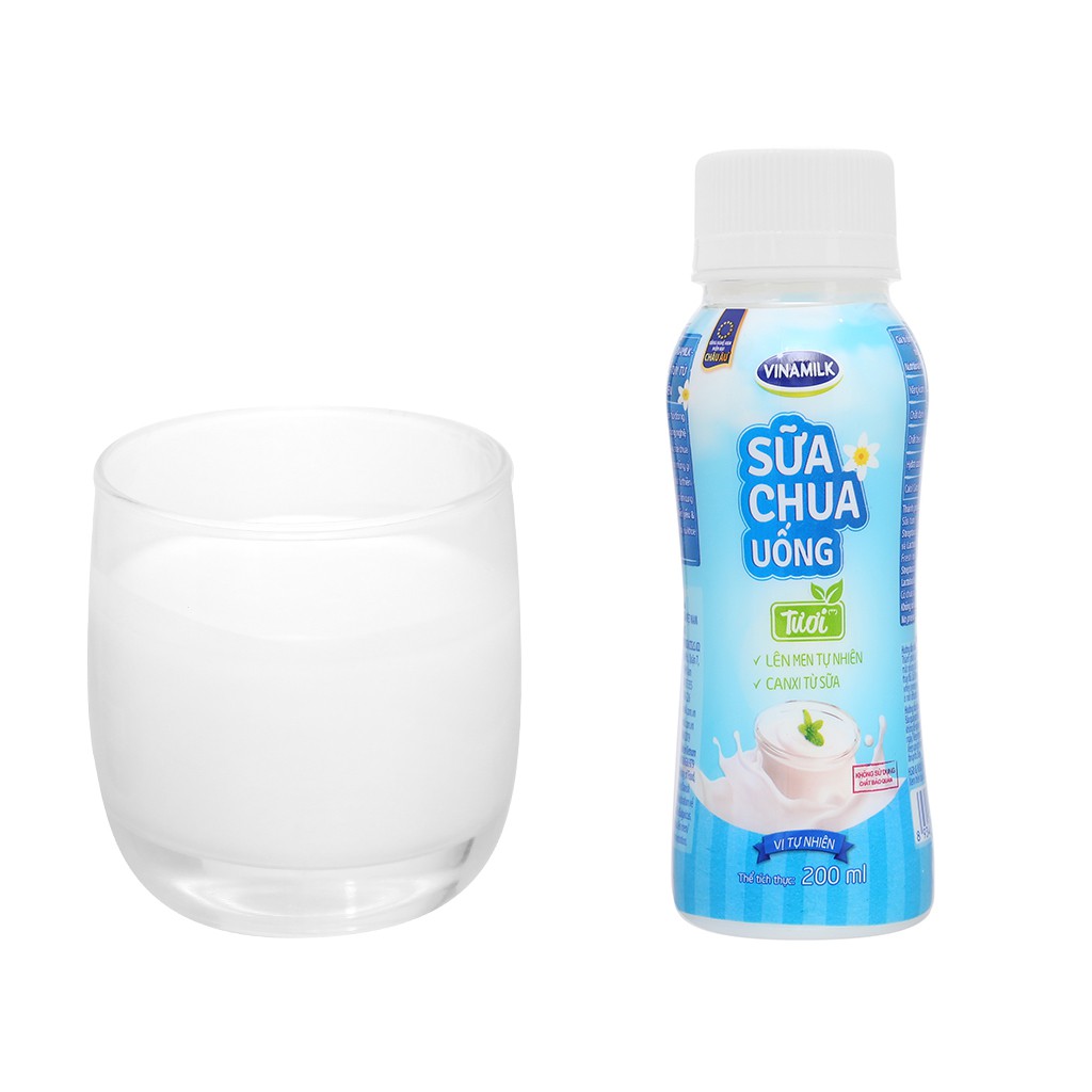 Sữa chua uống vị tự nhiên Vinamilk chai 200ml