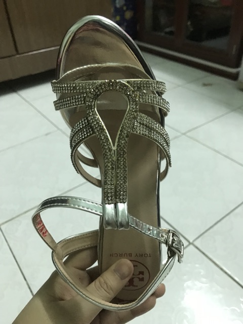 Thanh lý giày cao cấp các loại | BigBuy360 - bigbuy360.vn