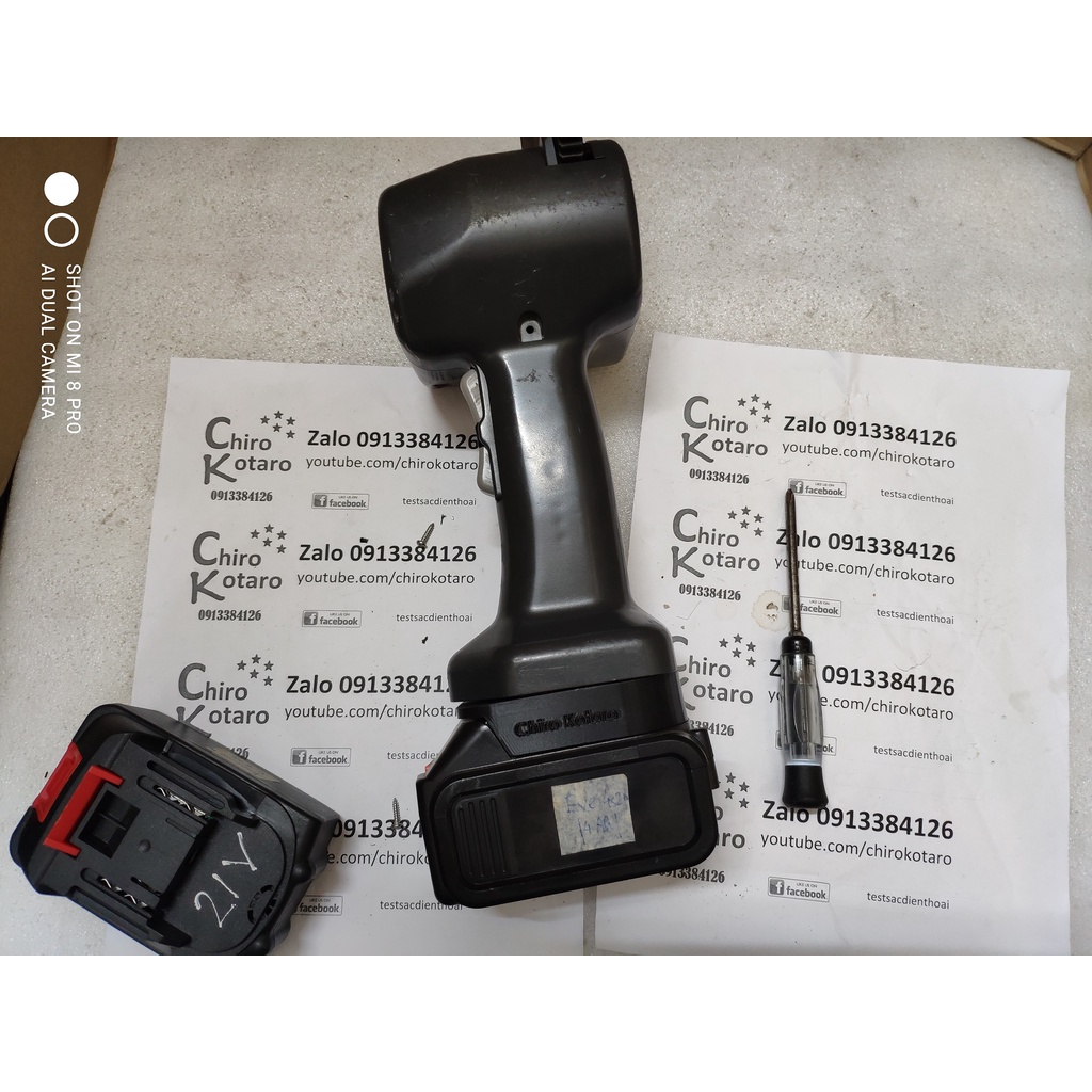 Đế chuyển pin cho máy cắt cáp IZUMI pin NiCD dạng đút sang dùng hộp pin Makita LXT cài 12V 14V 18V 21V