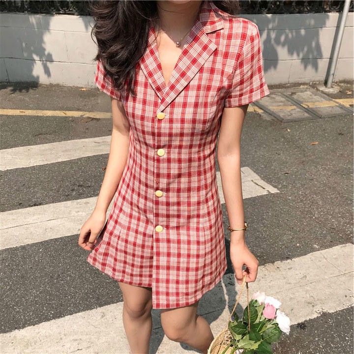 Váy đầm nữ dễ thương DOL dáng A dạo phố kẻ caro đỏ cài khuy phong cách Retro Hàn Quốc hot hè 2019 - ảnh thật