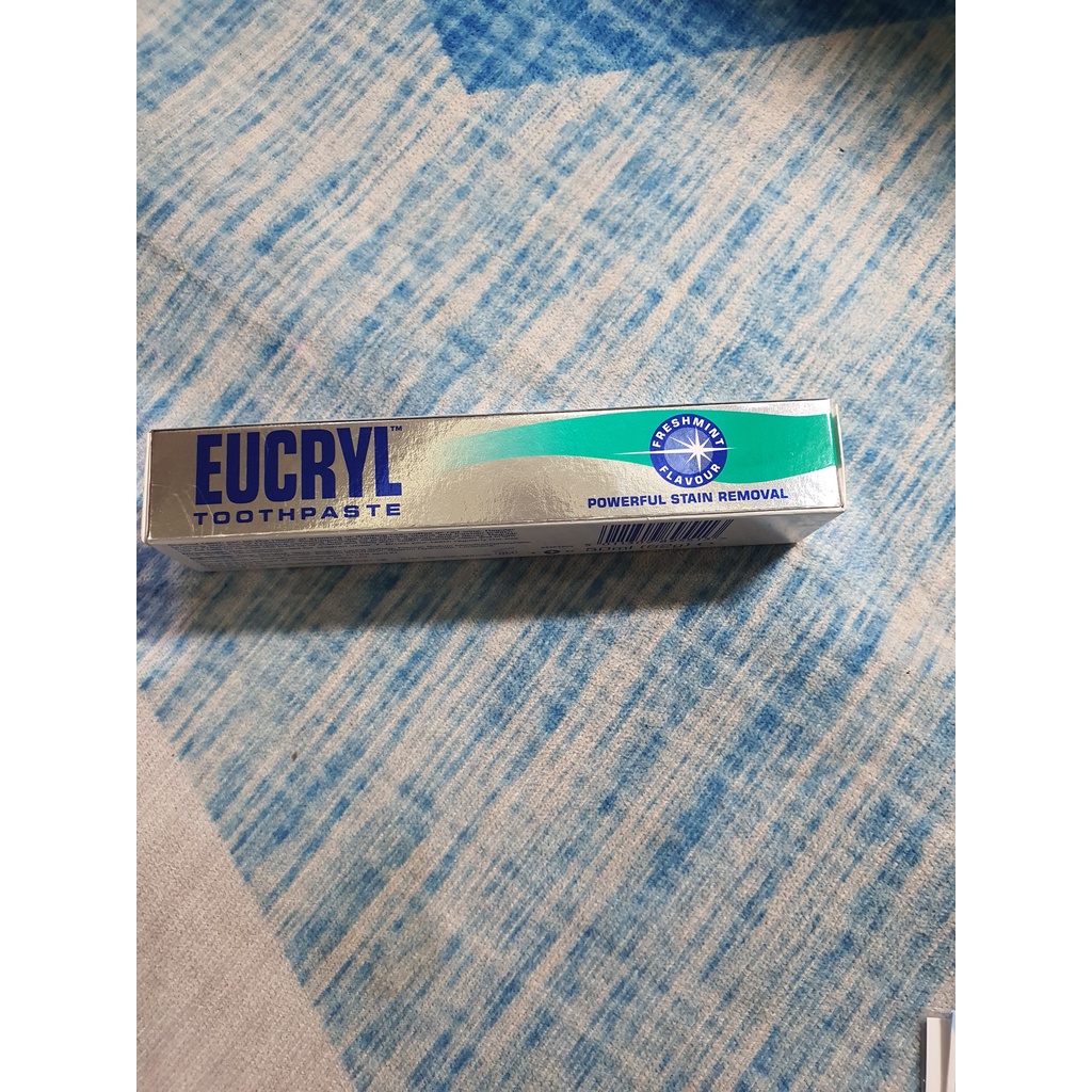 [Hàng Nhập Khẩu] Kem đánh răng Eucryl Freshmint Toothpaste 62g - Anh