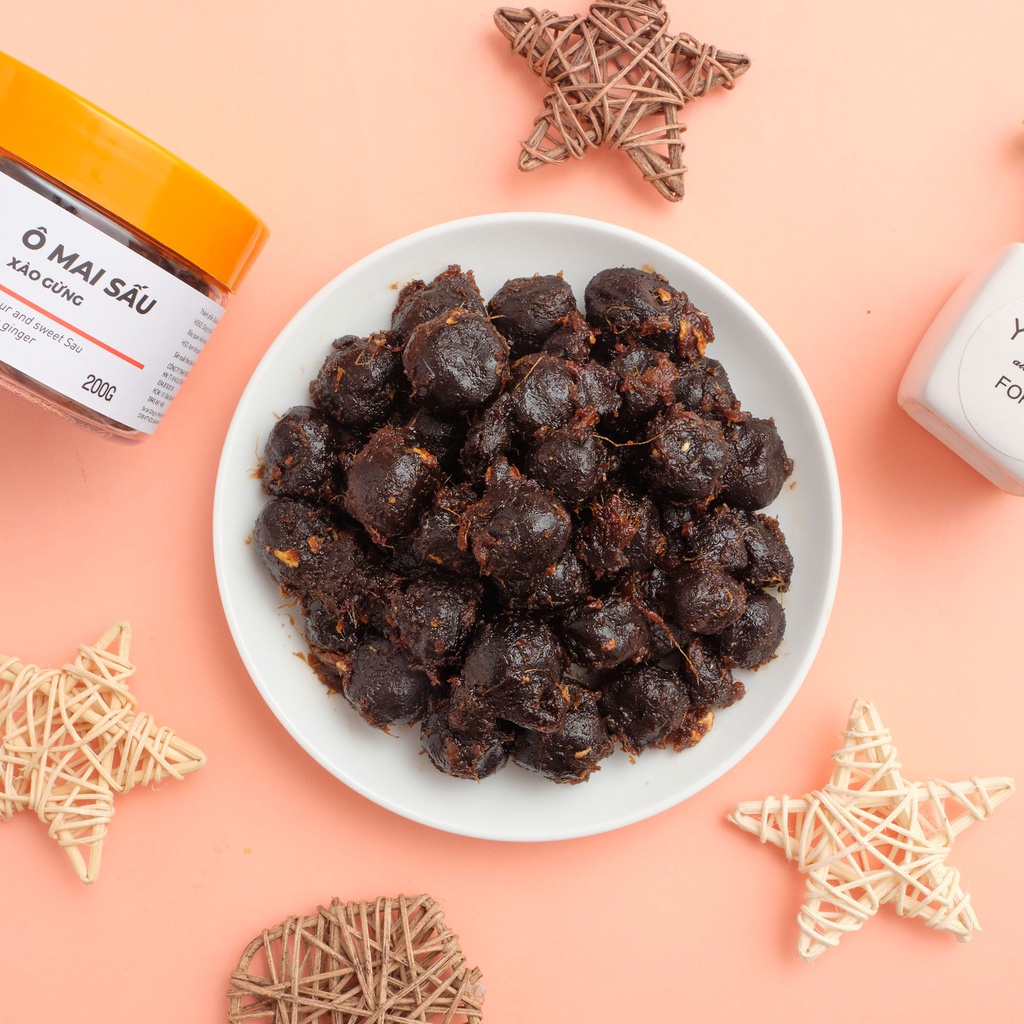 Ô mai sấu xào gừng 200g vị cay chua ngọt/ Đặc sản miền Bắc quà tặng ăn vặt mẹ bầu/ Ăn vặt Hà Nội VIETGOURMET