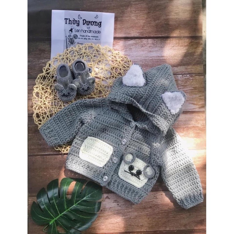 Áo len móc tay cho bé