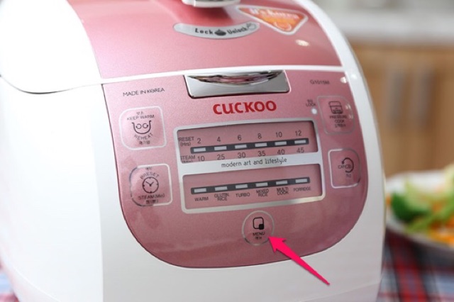 Nồi cơm điện tử Cuckoo CRP-G1015M