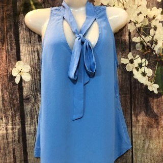 SALE Áo khoét nách buộc dây cổ nữ