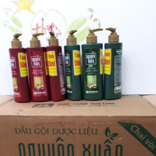 Dầu gội dược liệu Nguyên Xuân có Vòi