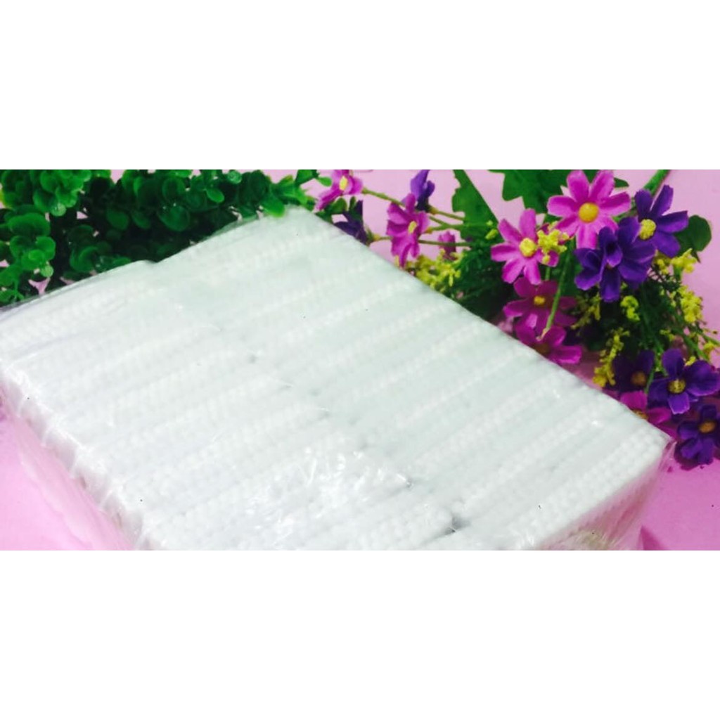 1 bịch tăm bông, được làm từ bông tự nhiên, ko xơ, ko mủn, ko xù khi sử dụng