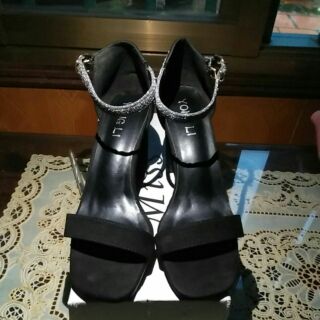Dày dép Sandan quảng châu màu đen đá size 36