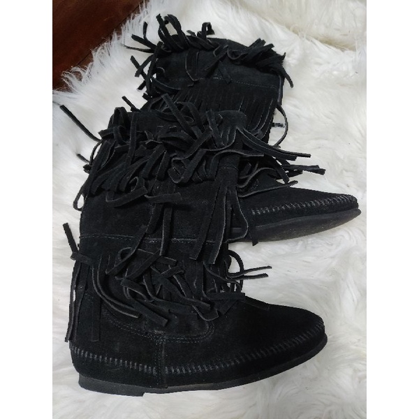 Bốt da lộn size 36