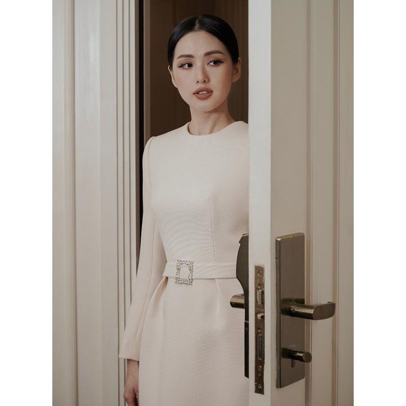 Sản Phẩm mới mùa thu!F &amp; X Set Đầm Chanel Phối Khăn Choàng Cổ Thanh Lịch Thời Trang Thu Đông 2022