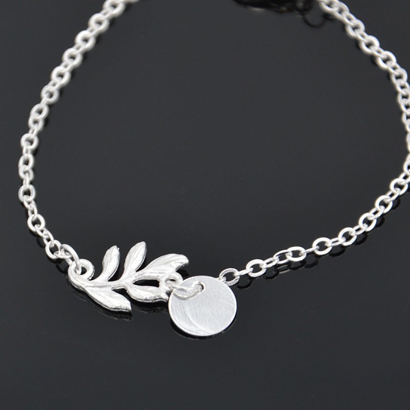 Vòng đeo tay mặt hình chiếc lá độc đáo thời trang cho nữ