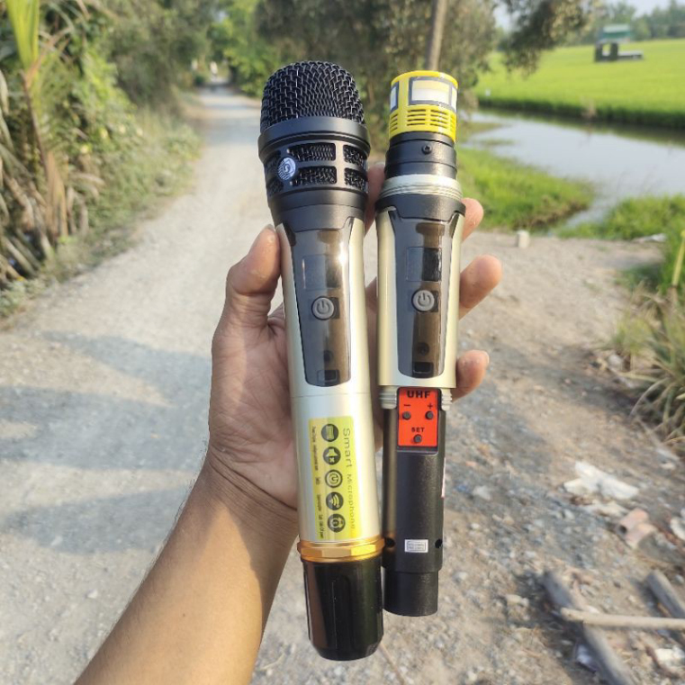 Micro không dây UGX 21  Micro UHF Kim Loại Cao Cấp Cho Loa Kéo UGX 21 Bản Độ Củ Mic Đầu Mic Xịn (1 Cặp) New 2021