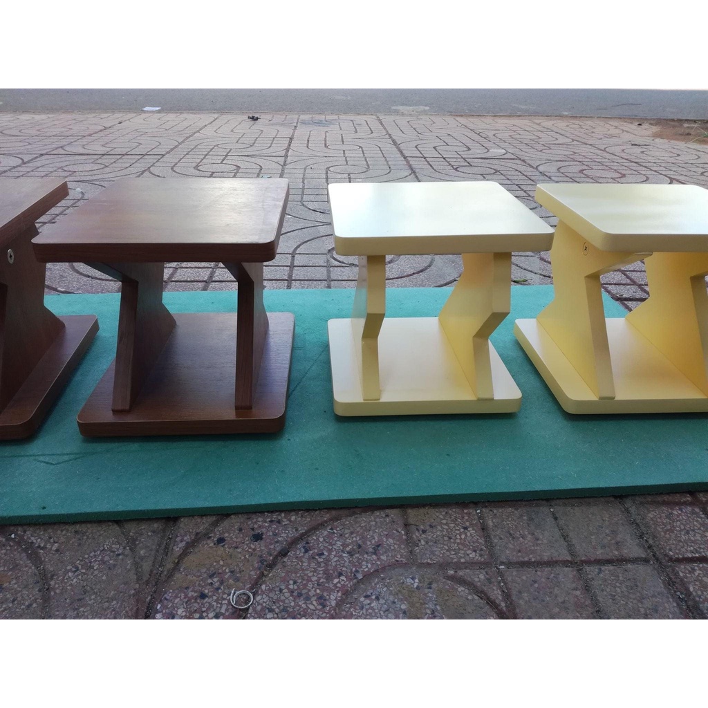 Set 2 chân loa gỗ kích thước 20x20x20cm