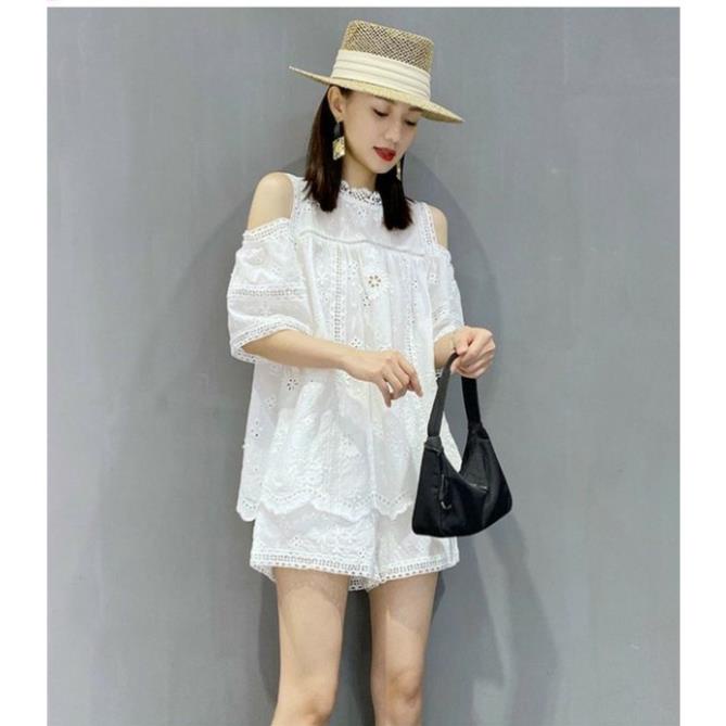 HÀNG NHẬP BỘ ĐỒ THÊU TRẮNG SANG TRỌNG KHOÉT VAI