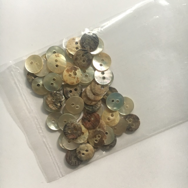 NÚT XÀ CỪ NHỎ - NÚT ÁO - Túi 50c