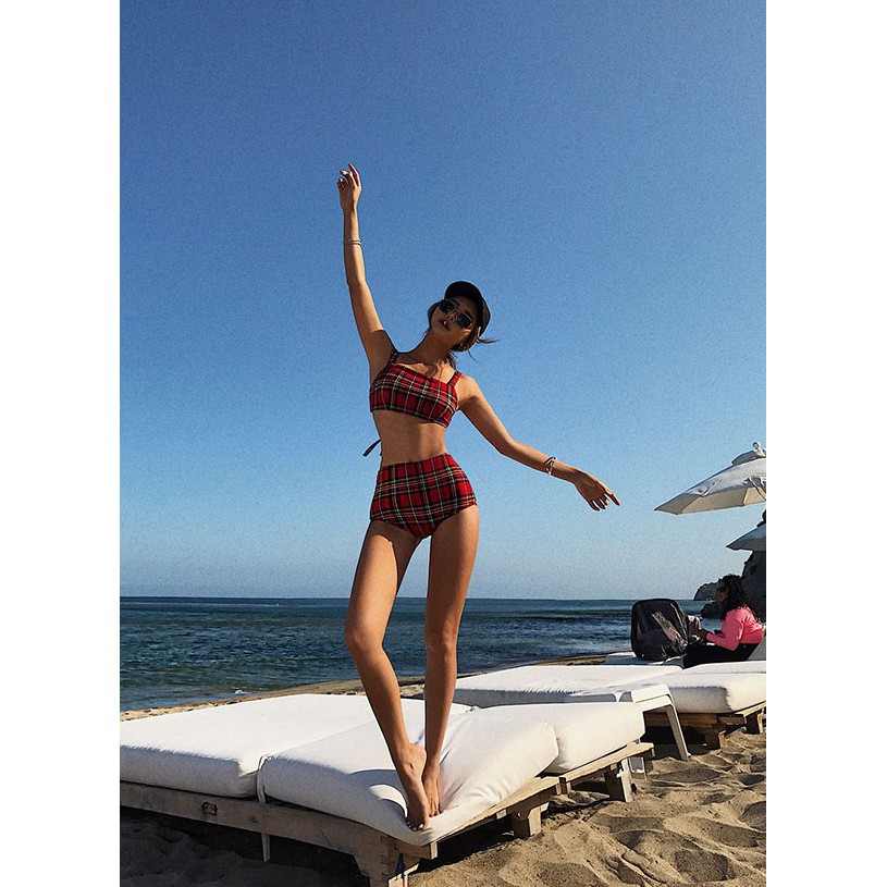 Bikini 2 mảnh caro đỏ | BigBuy360 - bigbuy360.vn