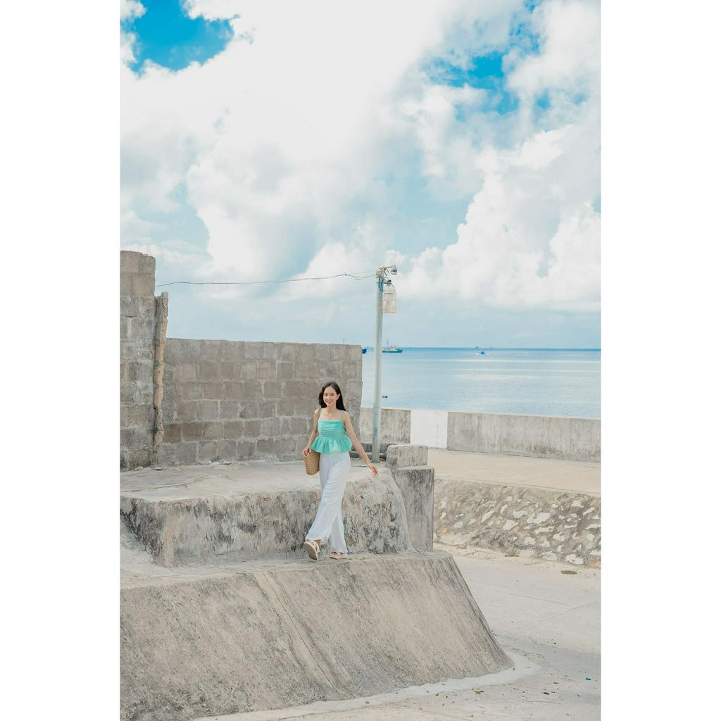 OLV - Áo Licia Top in Blue