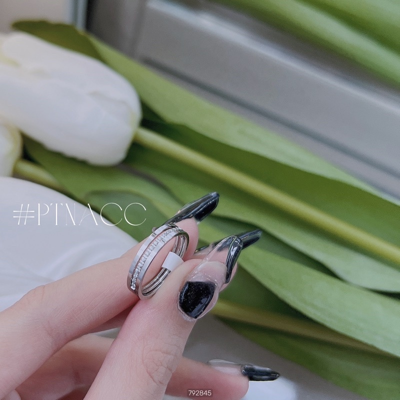 Nhẫn titan mảnh, nhẫn đơn giản đính đá nhỏ Hàn Quốc .PTNACC.