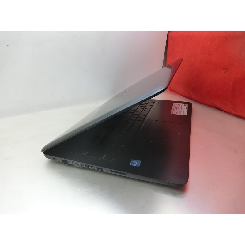 Laptop Cũ Thiết Kế Siêu Mỏng Asus E502SA CPU Celeron N3050 Ram 2GB Ổ Cứng SSD 120GB VGA Intel HD Graphics LCD 15.6''inch