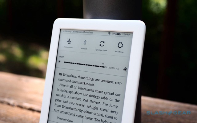 Máy đọc sách kindle basic gen 10 có đèn nền | BigBuy360 - bigbuy360.vn