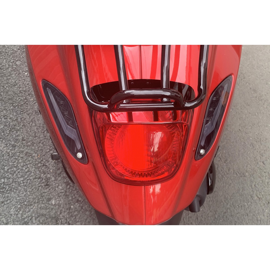 Cặp ốc Salaya xi nhan sau cho xe Vespa Sprint Primavera Notte